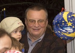 Opa und Enkel Wesse Augen leuchten mehr